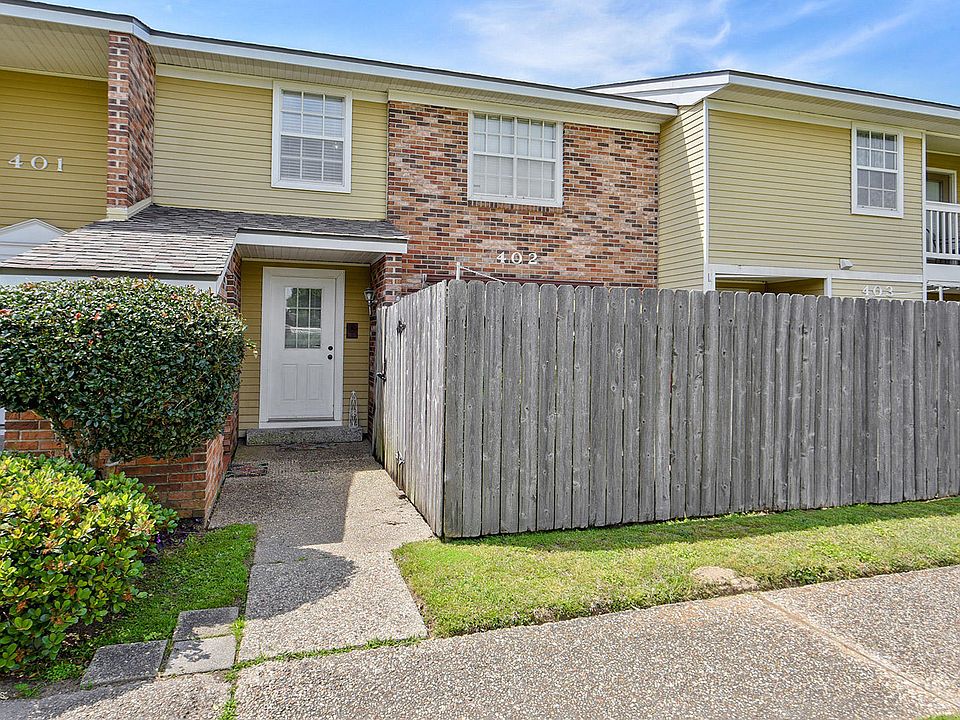 1st image of 200 Lodge Dr APT 402