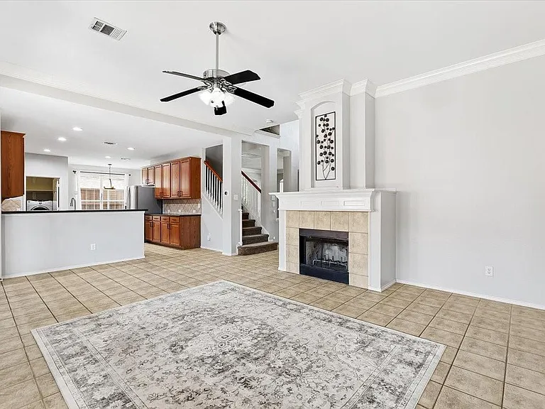 1121 London Dr — Photo 19