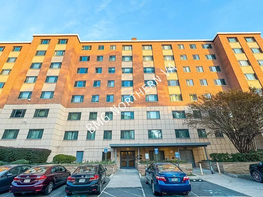 1200 S Arlington Ridge Rd #408