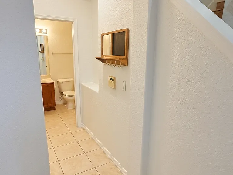 3910 Silverlake Way — Photo 15