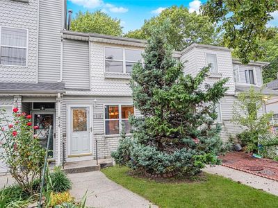 816 Bloomingdale Rd, Staten Island, NY, 10309