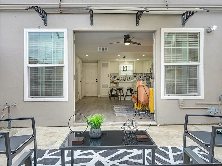 5608 Hillsdale Blvd #C — Photo 48