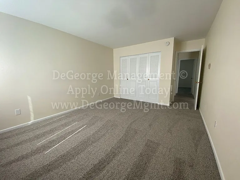Parkview Apartments — Photo 35