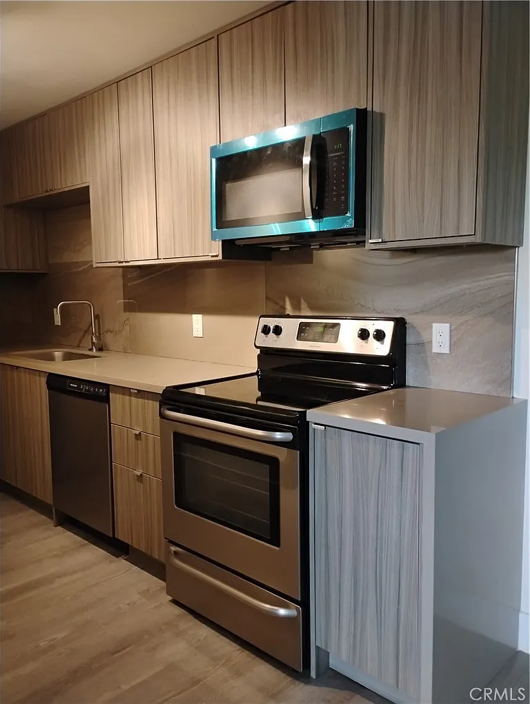 1 bed, 589 sqft, $1,650 — Photo 2