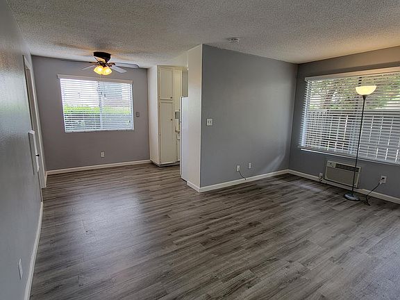 2nd image of 1018 E Lexington Ave APT 10