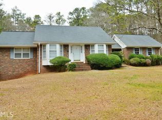 110 Windwood Way, Carrollton, GA 30116