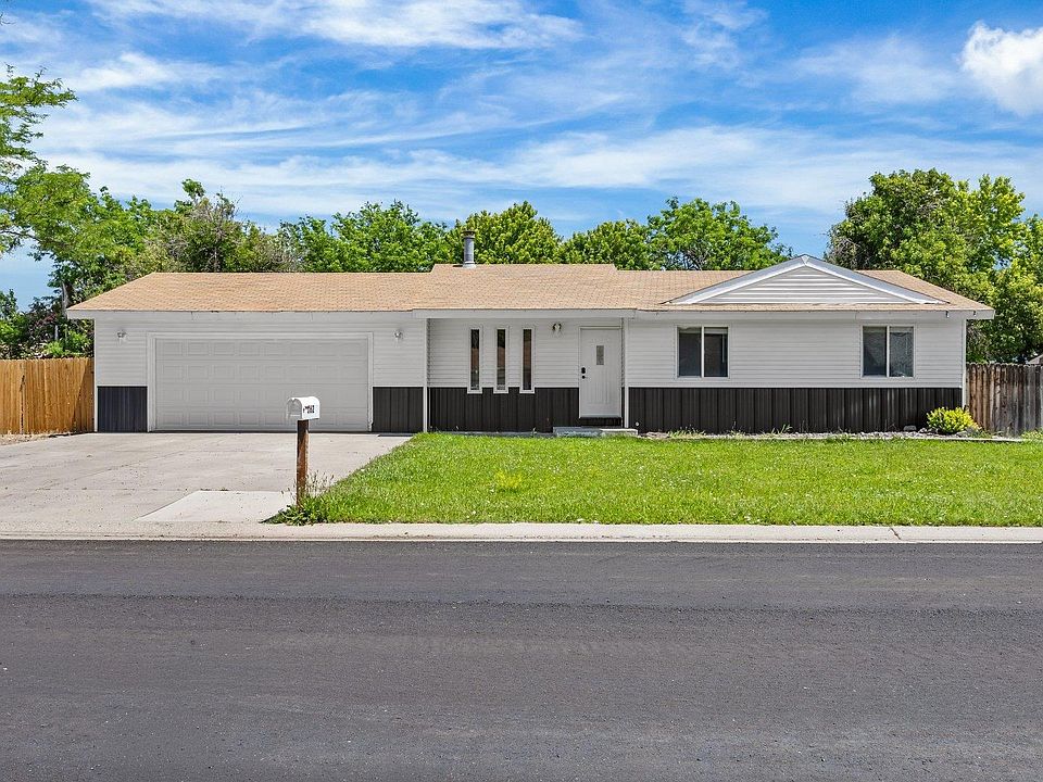 1st image of 562 Jaquette Ln