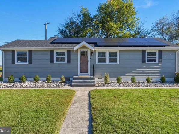 170 Jefferson Rd, Pennsville, NJ 08070