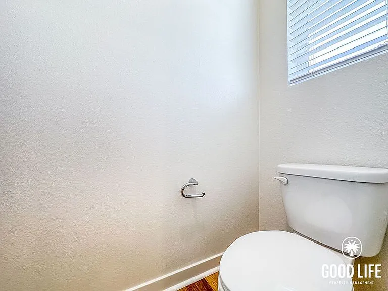 7006 Solara Way — Photo 26