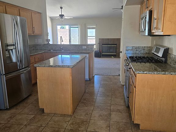 2nd image of 31582 Isle Ct