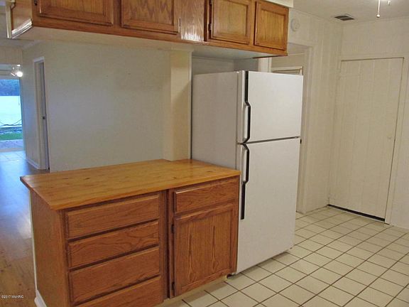 4th image of 10518 Tomkinson Dr