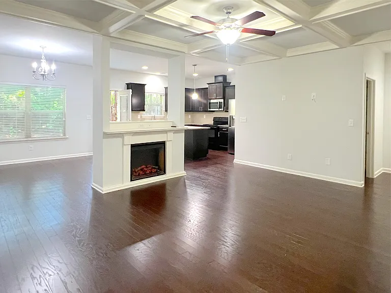6173 Roaring Rock Way — Photo 5