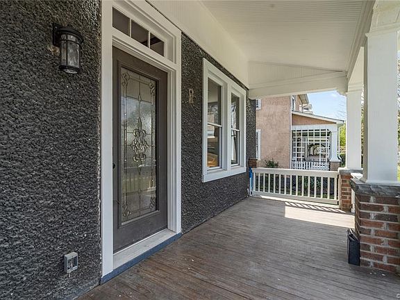 3rd image of 3019 Edgewood Ave