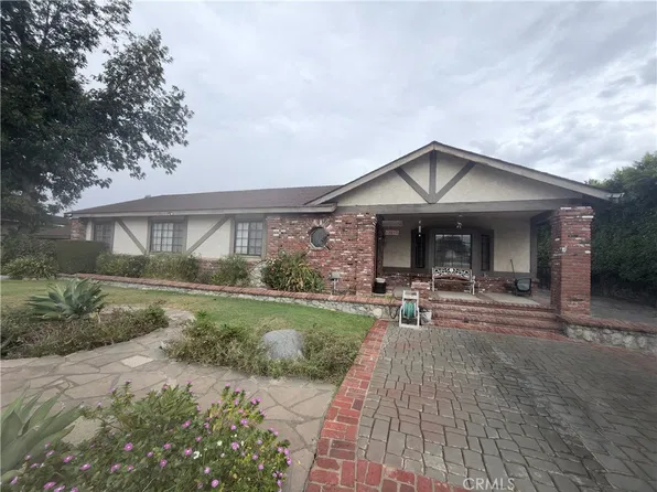 19551 Lanark St, Reseda, CA 91335