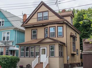 11 Milford St, Buffalo, NY 14220