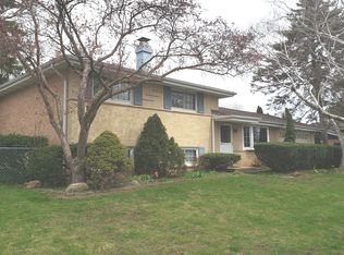 940 E Holly Way, Palatine, IL