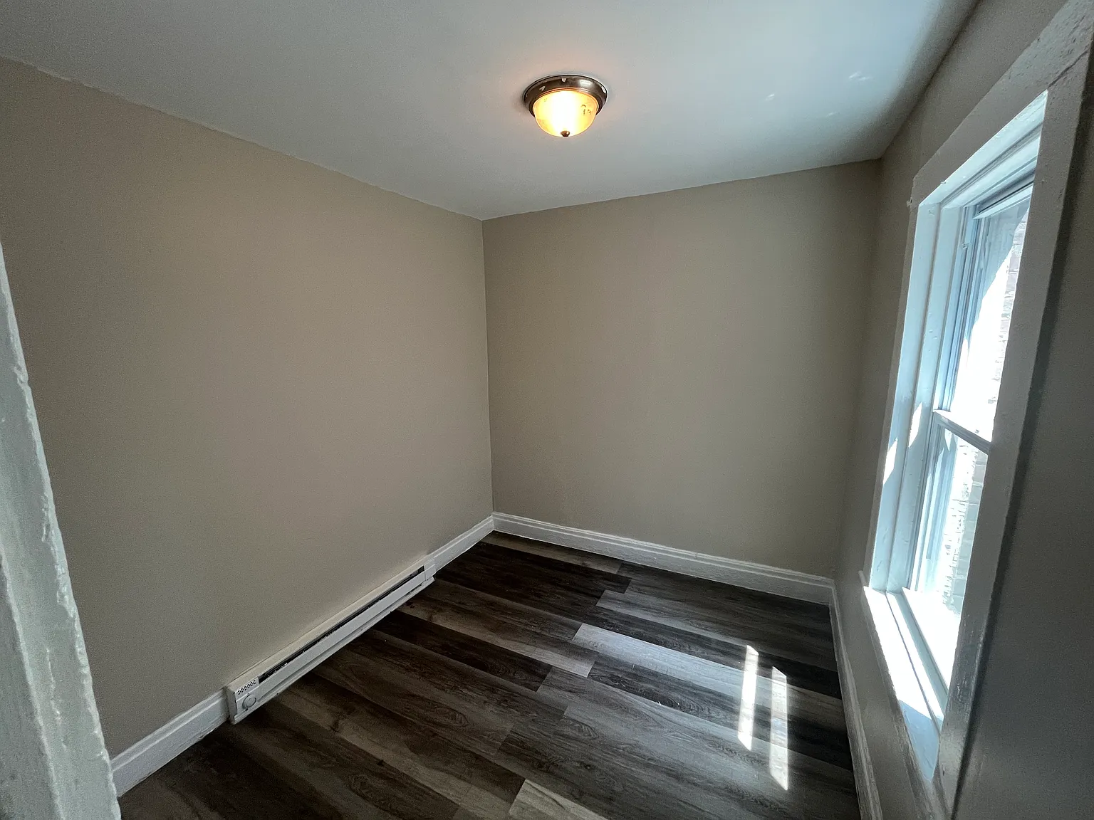 335 Congress St — Photo 4