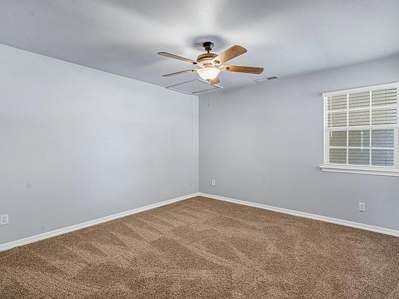 5th image of 413 S Villa Ave