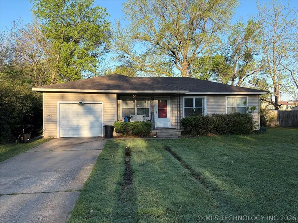 16 S Indianola St, Pryor, OK 74361