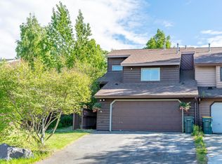 1820 Commodore Dr, Anchorage, AK 99507