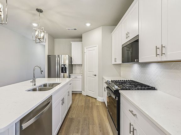 5th image of 3418 Copperwood Dr