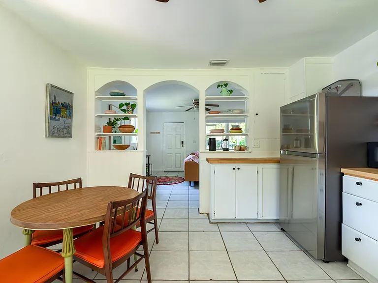 56 S Whitney St — Photo 11