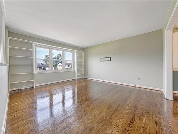 2nd image of 444 Westland St