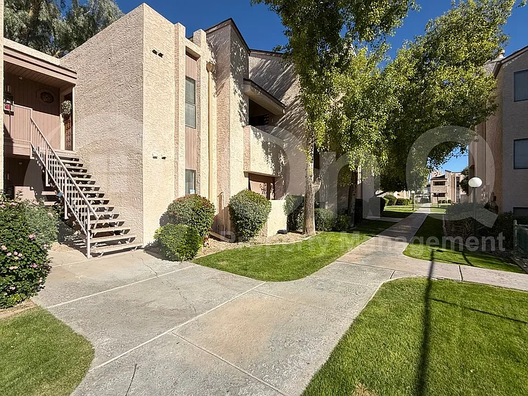 7510 E Thomas Rd #133 — Photo 25