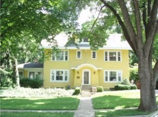 3 E 52nd St, Kansas City, MO 64112
