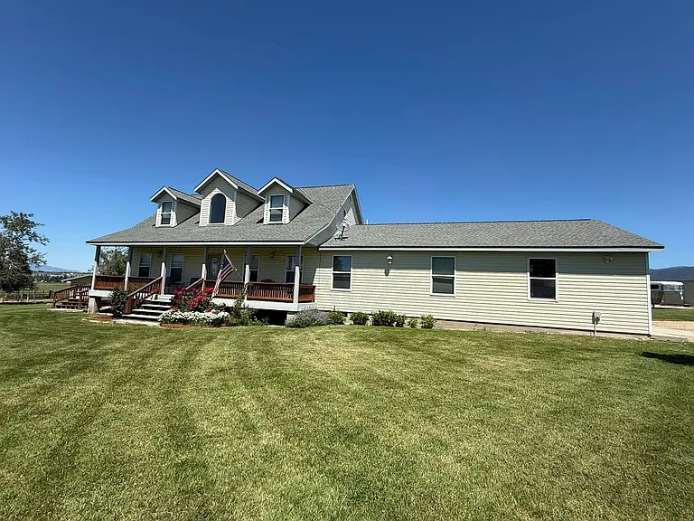 1206 Ambrose Creek Rd — Photo 1