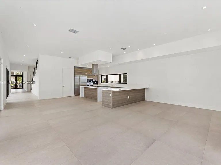 16700 Botaniko Dr N — Photo 6