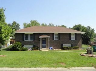 1403 Baltimore St, Pleasant Hill, MO 64080