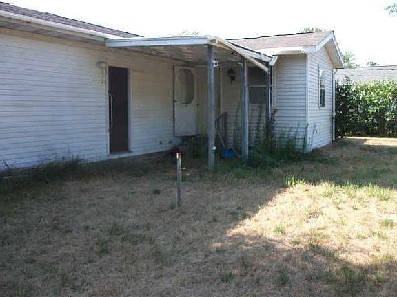 2nd image of 53636 Hyde Park Dr