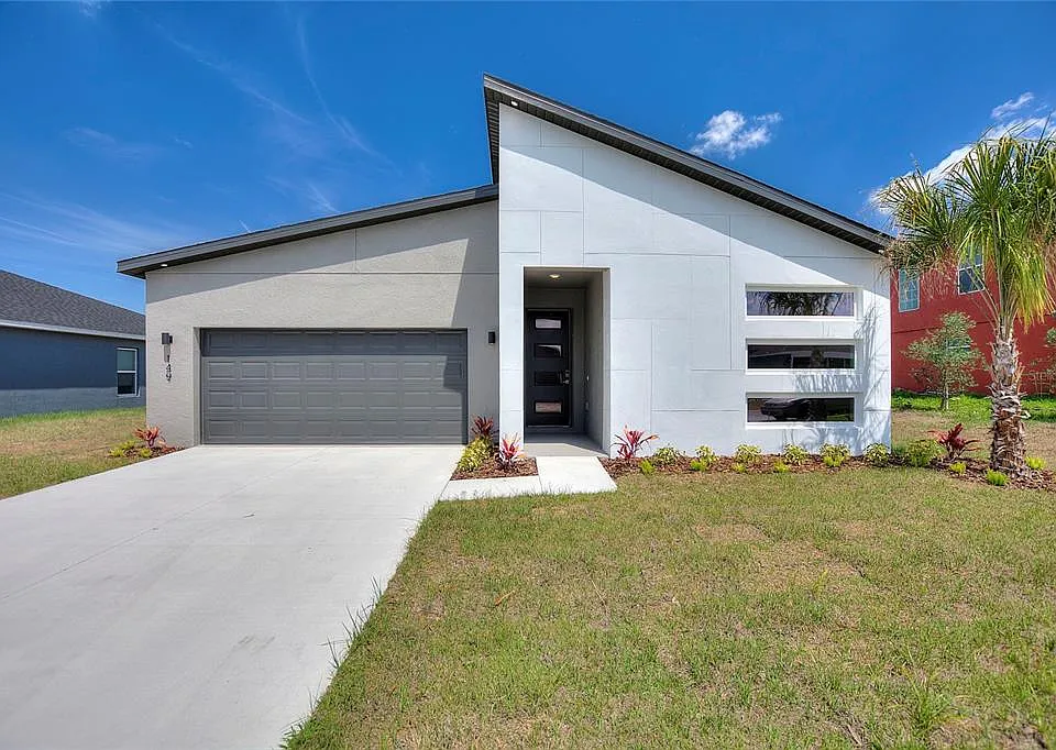 149 Golf Aire Blvd