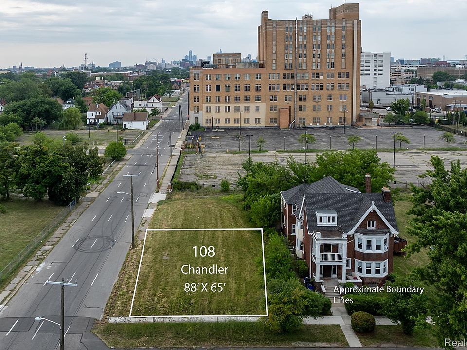 2nd image of 108 Chandler St