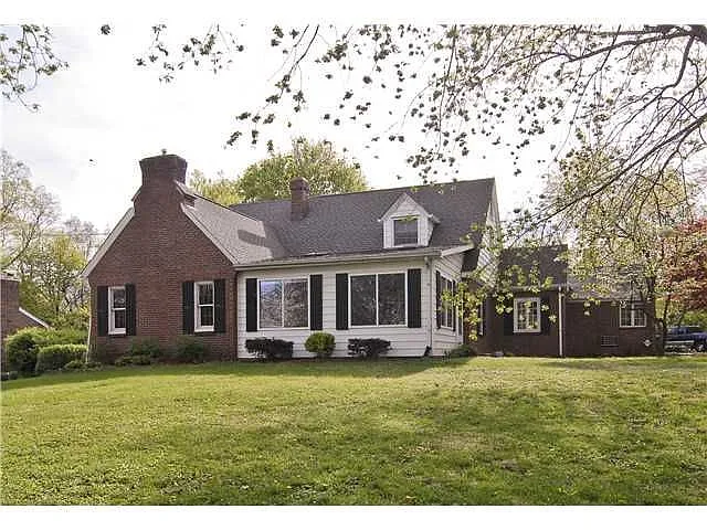 5535 Allisonville Rd photo 1