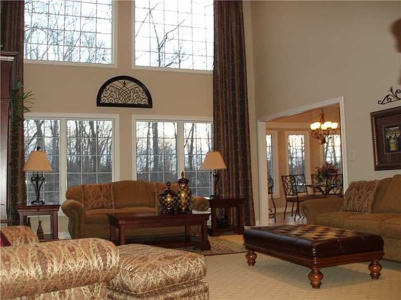 4th image of 4145 Whitetail Woods Dr