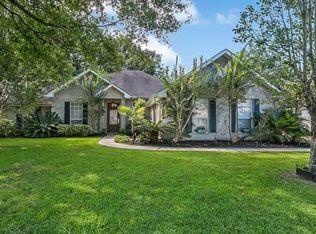 2041 White Myrtle Dr, Madisonville, LA 70447