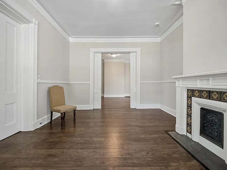 113 Park Pl — Photo 3