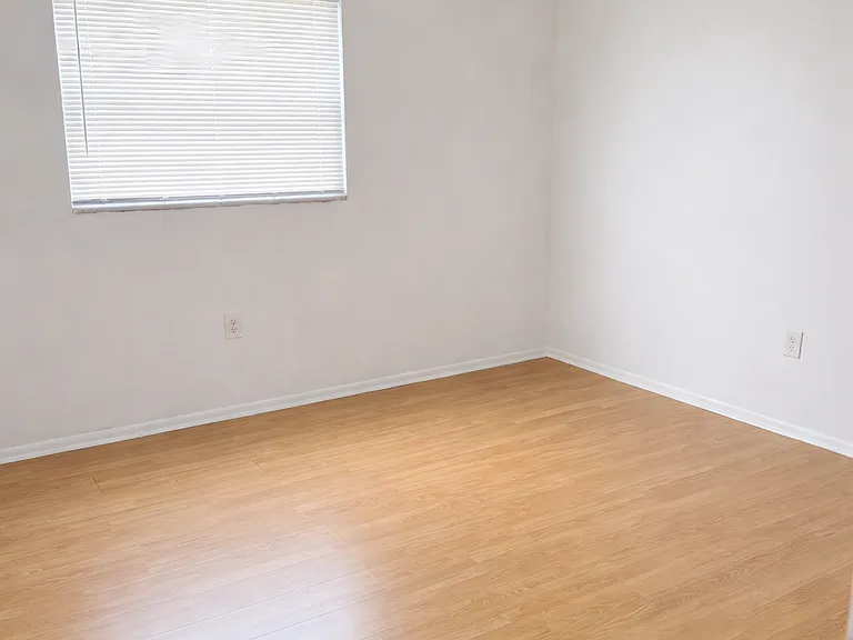 350 79th Ave N #312 — Photo 9