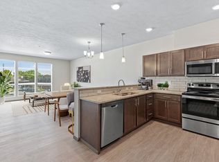 Broadway 190, Spokane, WA 99206
