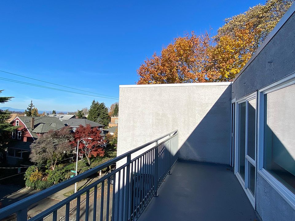1st image of 632 13th Ave E APT 8