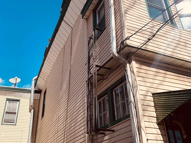 1143 Louisa St #3 — Photo 17