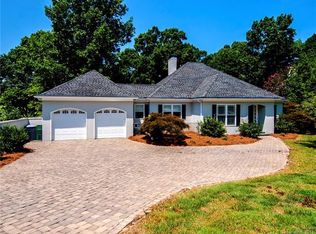 3900 Seminole Ct, Charlotte, NC 28210