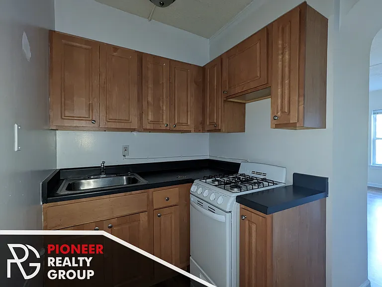 5425 N Kenmore Ave #5417-402 — Photo 4