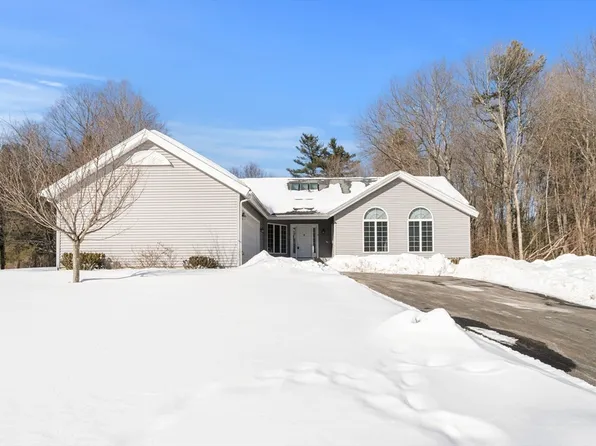 41 Martins Pond Rd, Groton, MA 01450