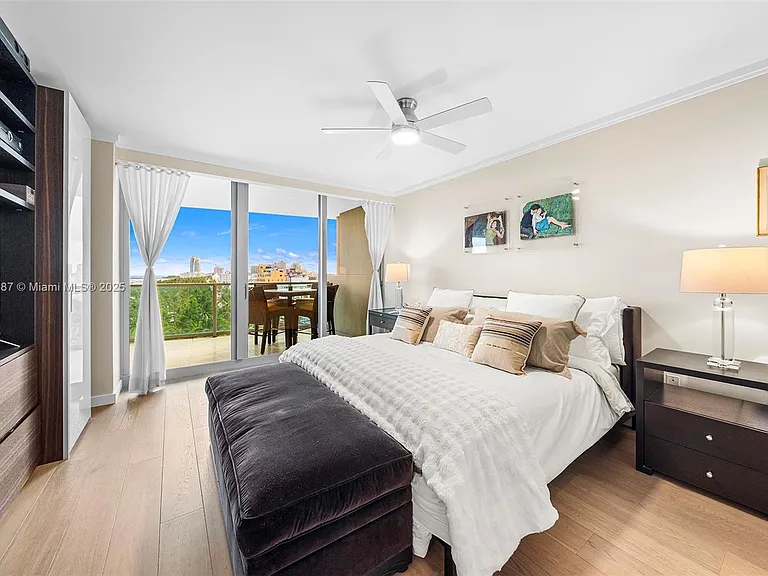 1455 Ocean Dr #1003 — Photo 17
