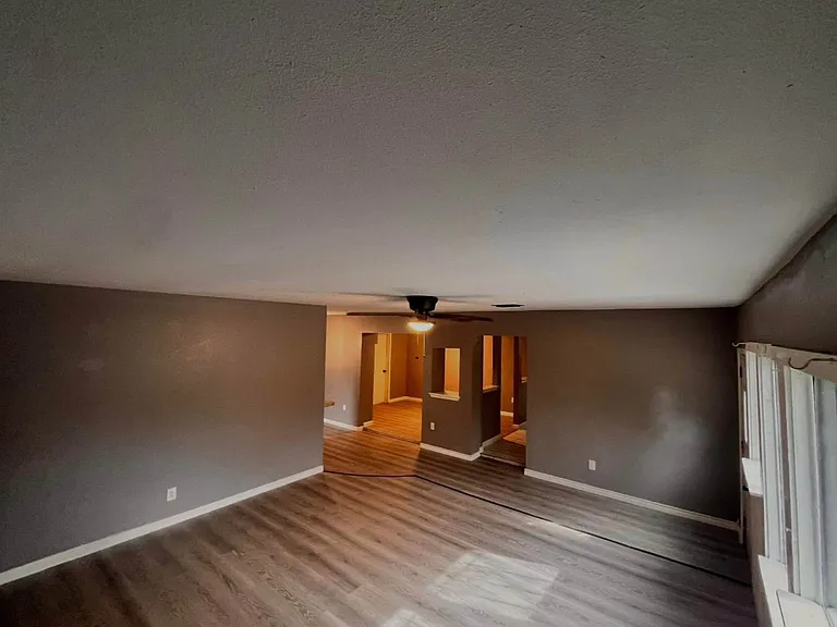 601 Scott Dr — Photo 5