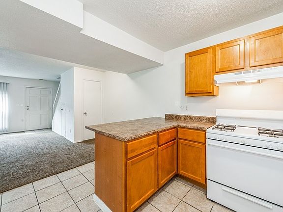 4th image of 5816 W 38th St #5920-3