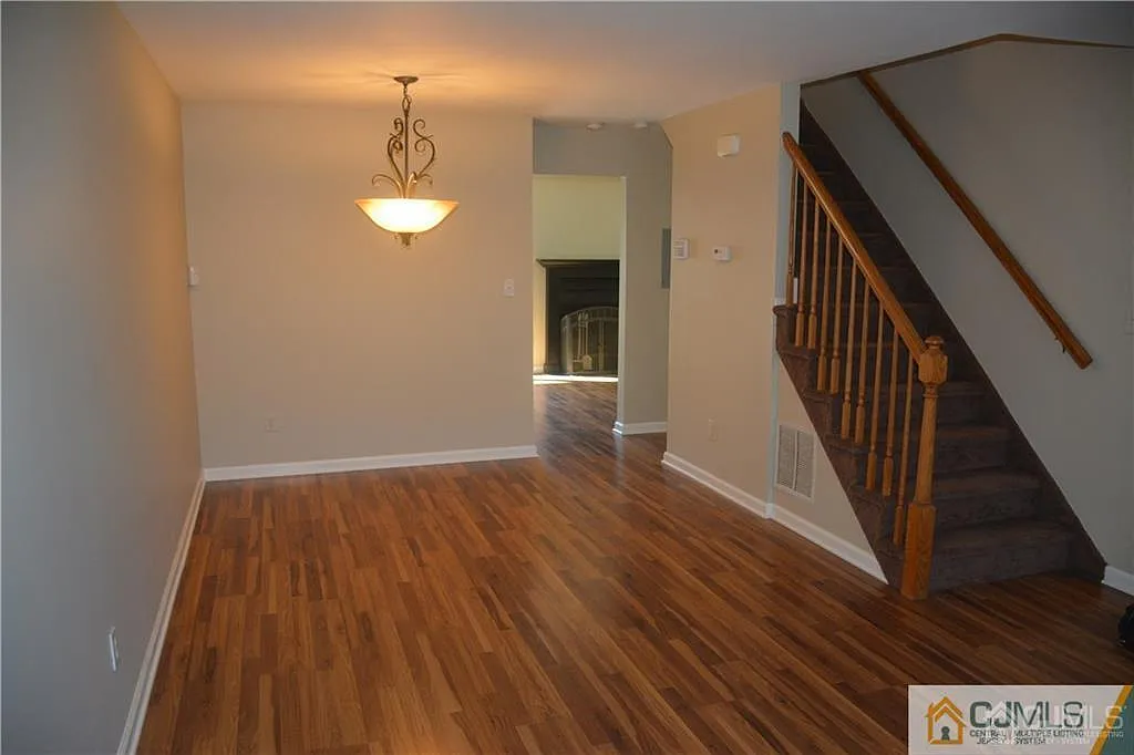 3 bed, 2.5 bath, $2,800 — Photo 3